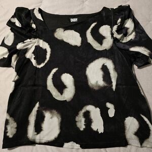 New w/o tag!! DKNY blouse
